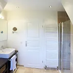 Hotell Rackmers Hof - Garni Mit Sauna Oevenum