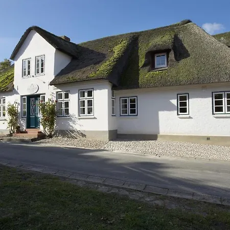 Rackmers Hof - Garni Mit Sauna Hotel Oevenum