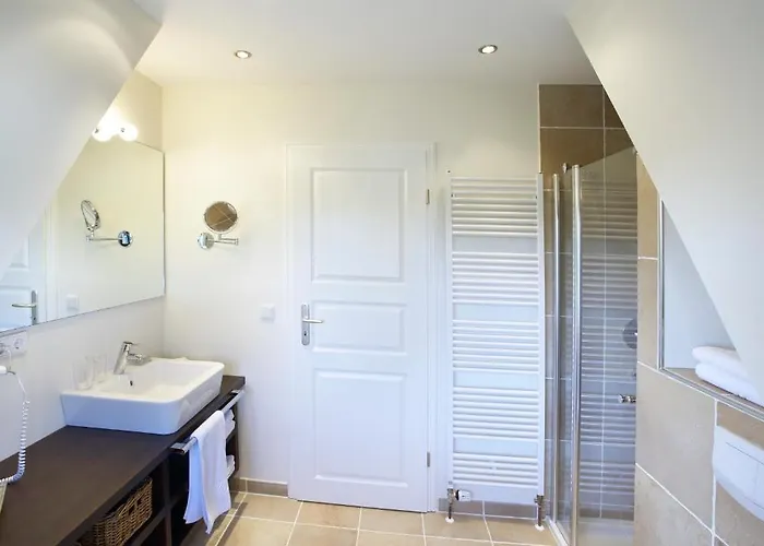 Hotel Rackmers Hof - Garni Mit Sauna Oevenum